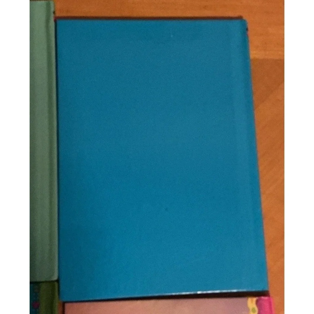 Lot Of 8 Disney‎ Hard Cover Books, Pinocchio, 102 Dalmatians, And More